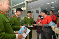 Toàn cảnh phiên giao dịch việc làm đặc biệt dành cho chiến sỹ nghĩa vụ CATP Hà Nội