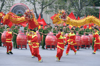 Xem nữ sinh Học viện Cảnh sát Nhân dân trổ tài lái xe phân khối lớn điệu nghệ