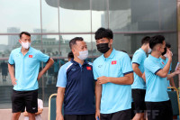 [ẢNH] HLV Park, Công Phượng, Quang Hải và ĐT Việt Nam xét nghiệm Covid-19