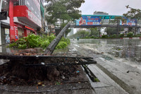 Hình ảnh Hà Nội trước giờ bão số 3 