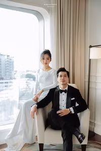 [ẢNH] Công Phượng khoe ảnh cưới đẹp lung linh ngày đầu năm mới