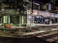 Hà Nội phong tỏa hàng pizza gần trung tâm vì có ca nghi nhiễm Covid-19