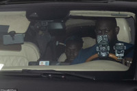 Dàn sao M.U 'mặt như đưa đám' đến sân tập sau thảm bại