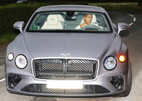 Dàn sao M.U 'mặt như đưa đám' đến sân tập sau thảm bại