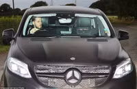 Dàn sao M.U 'mặt như đưa đám' đến sân tập sau thảm bại