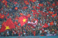 Cầu thủ Malaysia gục ngã trước 'bàn thắng vàng' của U23 Việt Nam