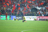 Cầu thủ Malaysia gục ngã trước 'bàn thắng vàng' của U23 Việt Nam