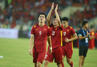 Thầy trò HLV Park ăn mừng đầy cảm xúc khi đánh bại Thái Lan giành HCV