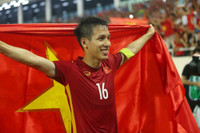 Thầy trò HLV Park ăn mừng đầy cảm xúc khi đánh bại Thái Lan giành HCV