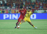 Thầy trò HLV Park ăn mừng đầy cảm xúc khi đánh bại Thái Lan giành HCV