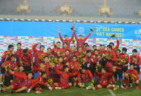 Thầy trò HLV Park ăn mừng đầy cảm xúc khi đánh bại Thái Lan giành HCV