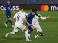 [ẢNH] Cận cảnh Benzema giúp Real Madrid thoát thua Chelsea