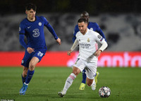 [ẢNH] Cận cảnh Benzema giúp Real Madrid thoát thua Chelsea