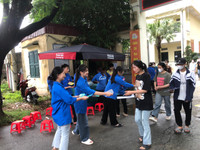 Những hình ảnh đẹp trong ngày thi tốt nghiệp THPT đầu tiên