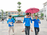 Những hình ảnh đẹp trong ngày thi tốt nghiệp THPT đầu tiên