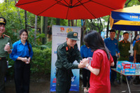 Những hình ảnh đẹp trong ngày thi tốt nghiệp THPT đầu tiên