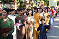 Ấn tượng hình ảnh thiếu nữ trong trang phục Việt 