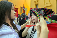 Ấn tượng hình ảnh thiếu nữ trong trang phục Việt 