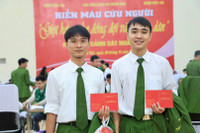 Giảng viên, học viên Học viện cảnh sát nhân dân hiến máu giúp dân và đồng đội