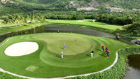 Sân golf Vinpearl đẹp như một kiệt tác giữa Nha Trang