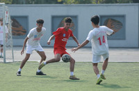 Đương kim vô địch thắng hú vía tân binh Vinschool