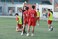 Tiền đạo về bắt gôn, THPT Xa La 'quật ngã' á quân Thạch Thất