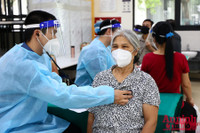 [ẢNH] Cận cảnh ngày đầu tiêm vaccine phòng Covid-19 diện rộng cho cư dân Times City