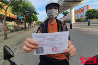 [ẢNH] Kiểm tra mã QR ở chốt ra vào vùng đỏ Hà Nội: Không ùn tắc, giấy đi đường cũ được lưu thông