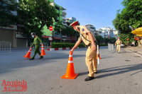 [ẢNH] Ngày đầu hoạt động chốt kiểm soát ra vào vùng đỏ: Không đủ giấy tờ phải quay đầu