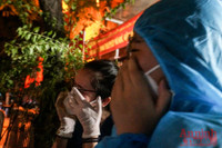 [ẢNH] Những giây phút đặc biệt khi ổ dịch nguy hiểm nhất Thủ đô được dỡ phong tỏa