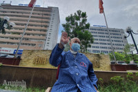 [Ảnh] Bệnh nhân Covid-19 từng phải chạy ECMO đầu tiên của Hà Nội xuất viện và kỳ tích thoát khỏi lưỡi hái tử thần