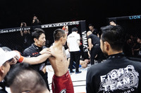 Lý Tiểu Long của Trung Quốc bị Quang Lộc hạ đo ván như thế nào?