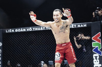 Lý Tiểu Long của Trung Quốc bị Quang Lộc hạ đo ván như thế nào?