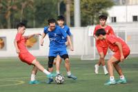 Chùm ảnh loạt trận 14h30 ngày 1-11