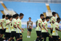 Trung vệ cao 1m90 của Thái Lan nổi bật trên sân Mỹ Đình