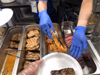 [ẢNH] Cận cảnh một bữa ăn của VĐV Việt Nam ở Olympic Tokyo