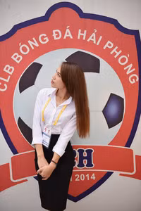 [ẢNH] Vẻ đẹp gợi cảm của nữ trọng tài Việt Nam đang được CĐV 'săn lùng'