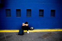 [ẢNH] Người hâm mộ khóc cạn nước mắt tiếc thương Maradona