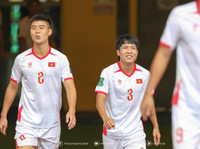 Hai Long, Hoàng Đức trở lại 'chảo lửa' vừa nhấn chìm MU 