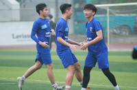 [ẢNH] Loạt trận 9h sáng 27-12