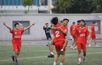 Chùm ảnh loạt trận 13h30 chiều 15-11