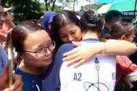 Cảm xúc trái ngược của thí sinh sau khi hoàn thành bài thi môn Toán