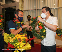 U23 Việt Nam tươi rói mang cúp vô địch về nước