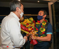 U23 Việt Nam tươi rói mang cúp vô địch về nước