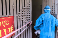 Theo chân tổ công tác 