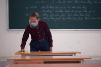 Trường học Hà Nội hối hả dọn dẹp để đón học sinh trở lại trường từ 6/12