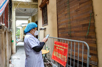 Theo chân tổ công tác 