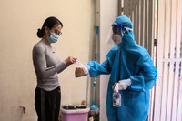 Theo chân tổ công tác 