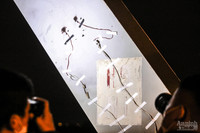 Các kỹ sư thâu đêm 