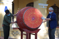 Trường học Hà Nội hối hả dọn dẹp để đón học sinh trở lại trường từ 6/12